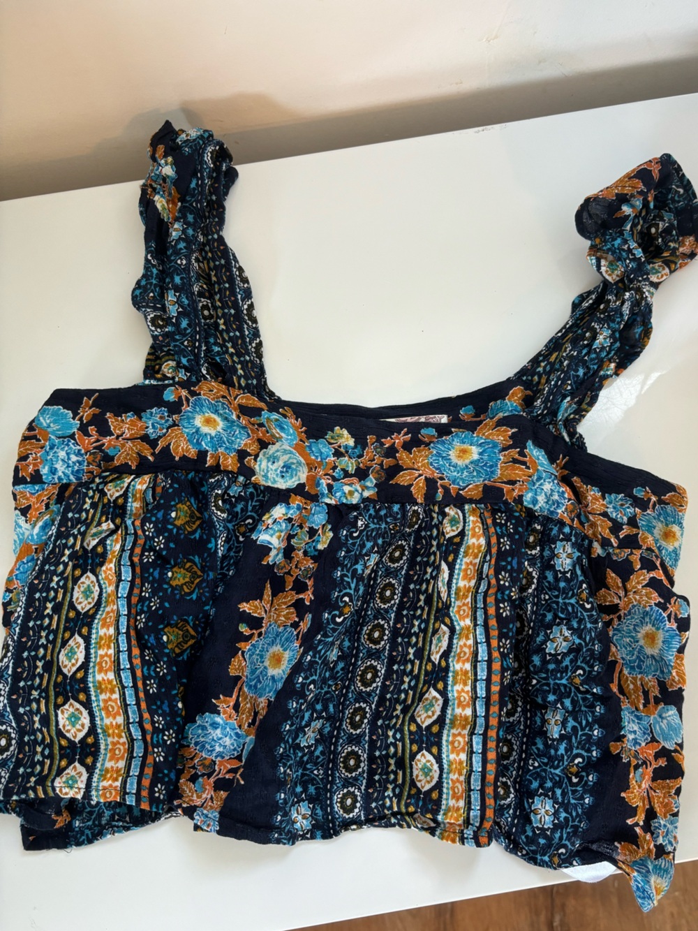 Cropped summer top